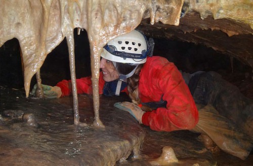 Actividades multiaventura Cuenca Los Barrancos - espeleología